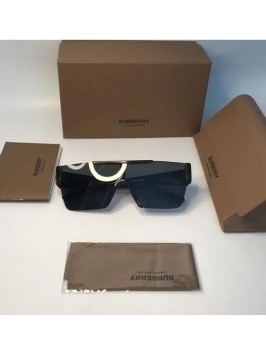 ?- Authentic New BurberryBE4291 - 300287 Oversize  Sunglasses main image 7